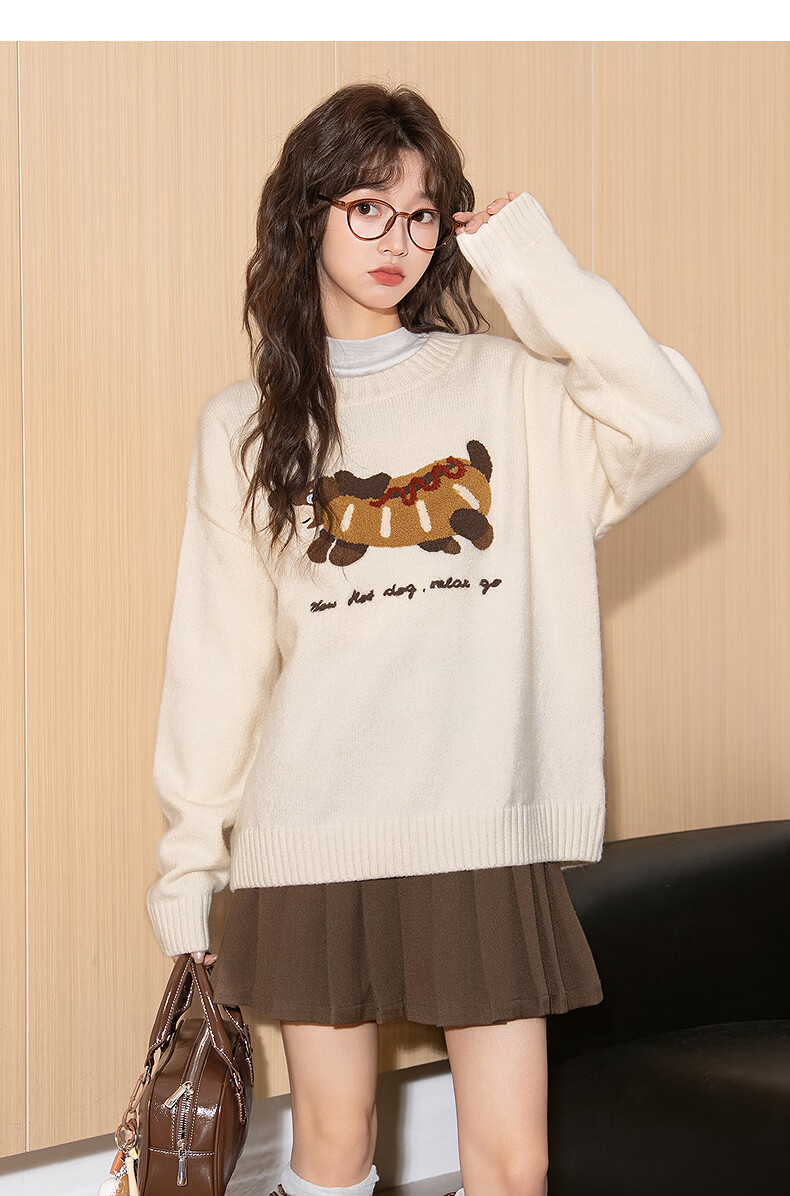 Tangshi 2025 Autumn Winter Women's Crew Neck Front Large Pattern Towel Embroidery Knit Sweater 3