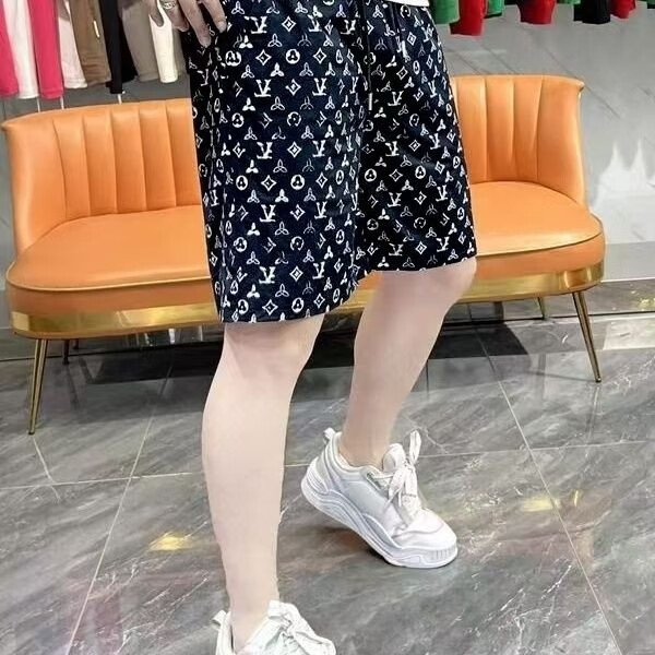 6e07c338a1803ff7.jpg' style=