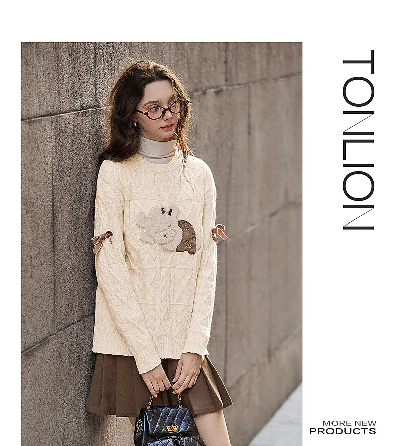 TonLion 2025 Autumn Winter Women's Crew Neck Front Pattern Applique Cable Knit Sweater 3