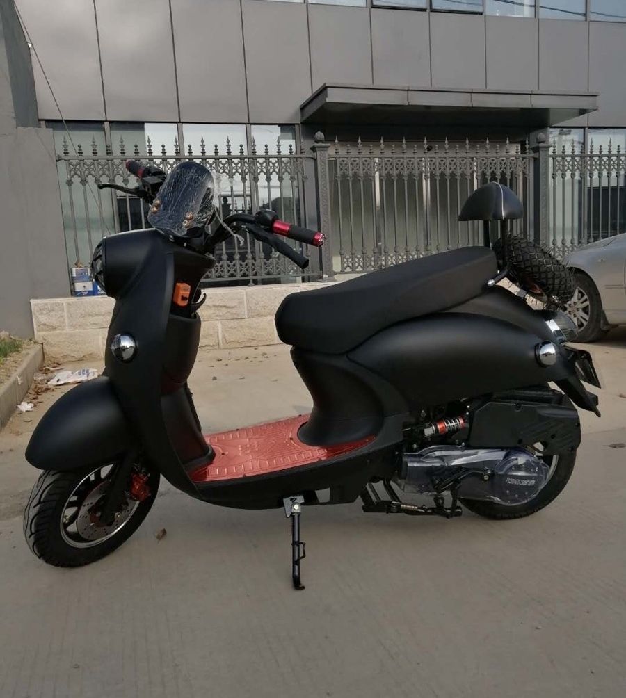 复古经典小龟王燃油踏板摩托车整车小绵羊摩托车男女款省油可上牌红色