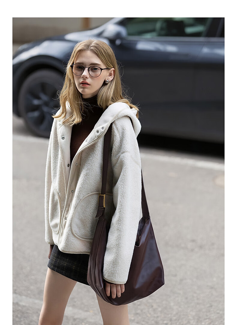TonLion 2025 Women's Winter Hooded Patchwork Jacket 3