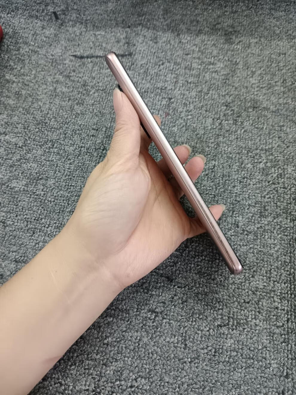 f105c917f3bb66de.jpg