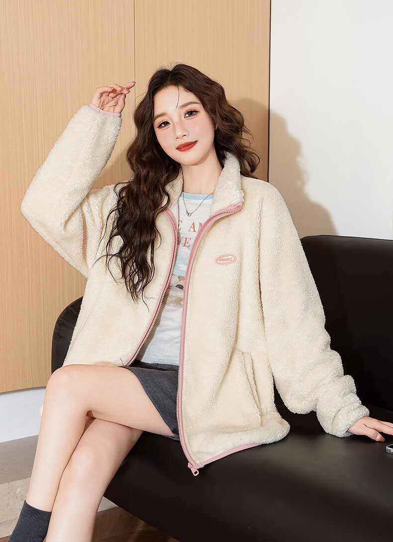 TonLion 2025 Winter Women's Stand Collar Faux Lamb Wool Chest Logo Stand Collar Coat Healing Plush Thick Jacket 2