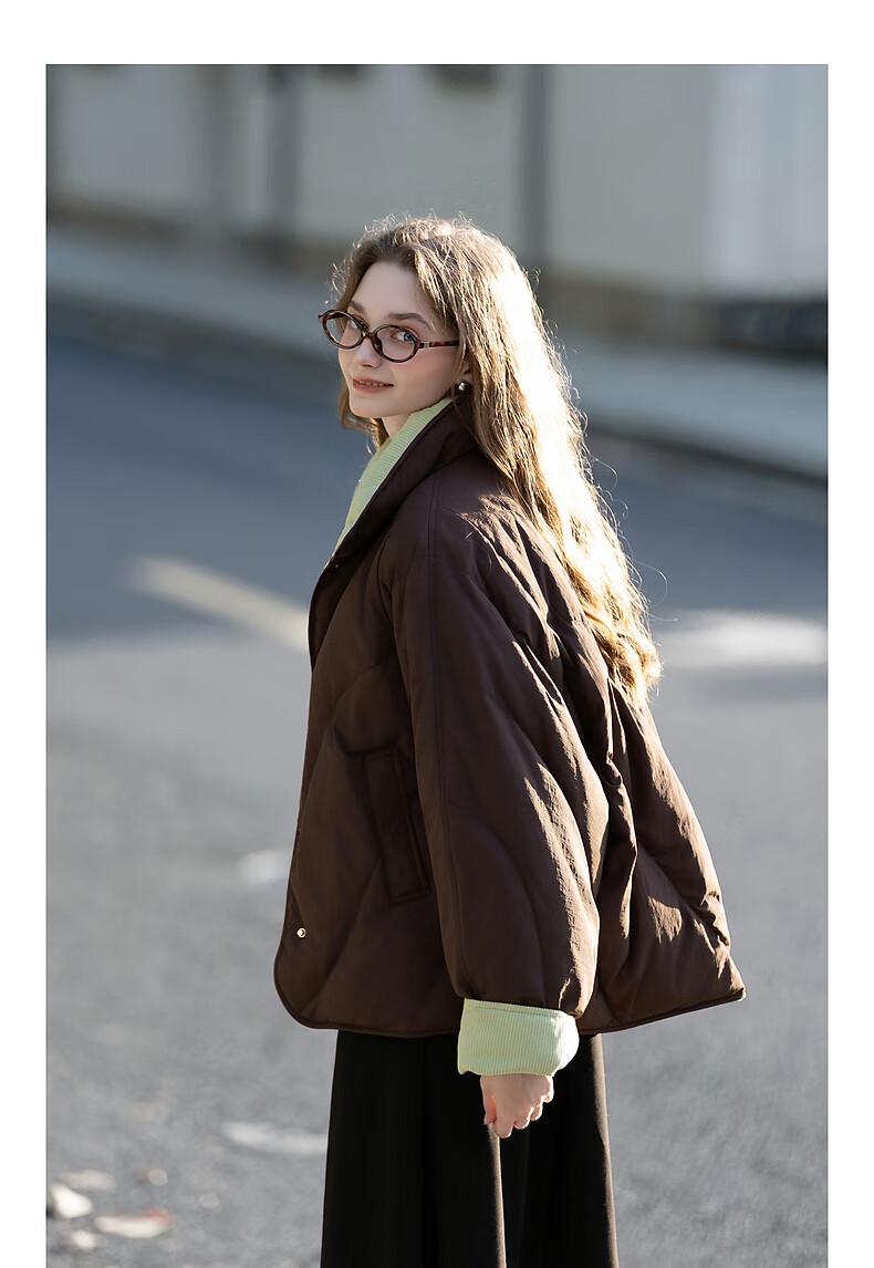 TonLion 2025 Winter Women's Colorblock Corduroy Spliced Batwing Sleeve Short Down Jacket Soft American Style Thickened Puffer Coat 3