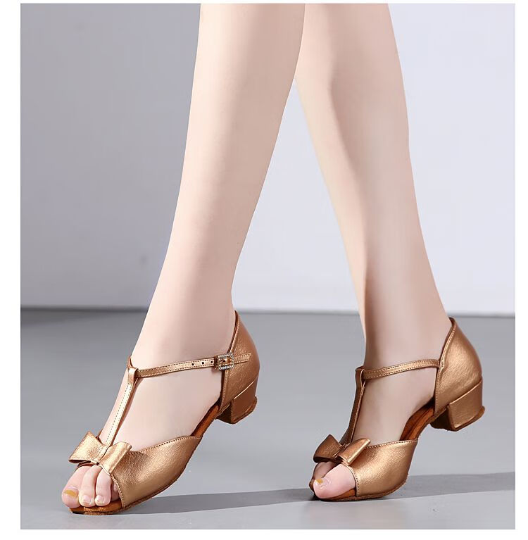 儿童拉丁舞考级比赛鞋女孩白色小码软底舞蹈练功鞋黑色平条黑色缎面26