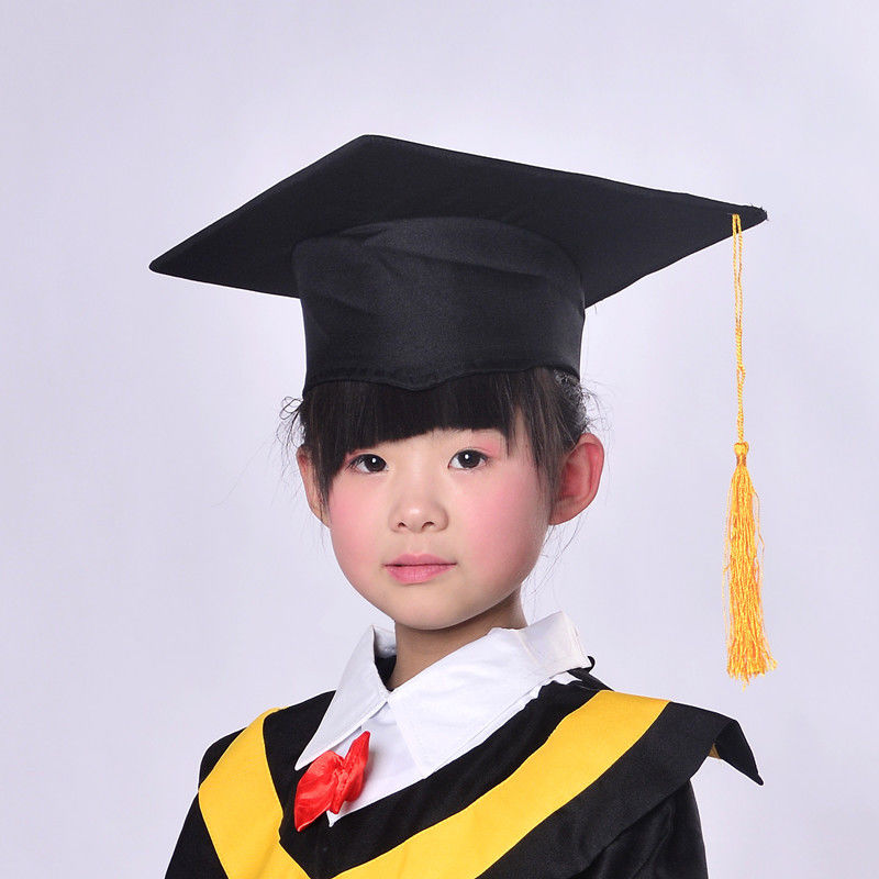 幼儿园博士帽毕业季中小学生学士帽 塑料板红色流苏博士帽 均码46-56