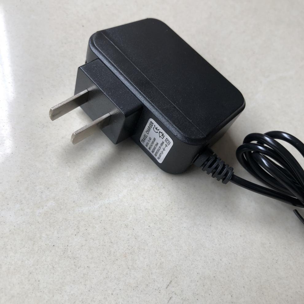 牛王信太头灯充电器锂电池矿灯扁插双孔2二孔b8字部分通用型v42v500m