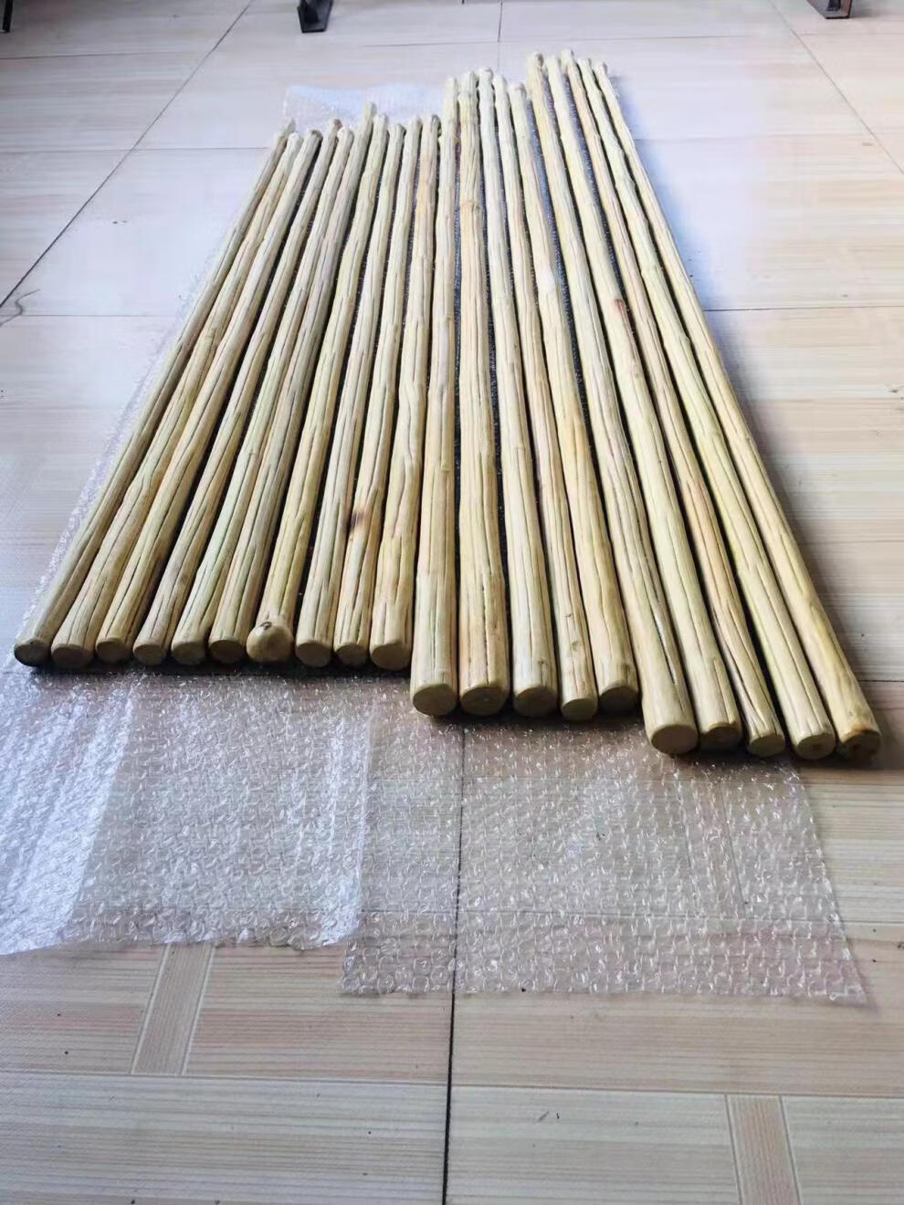 降龙木原木棍五台山六道木九道武术棍鞭杆十三把登山杖原木干料直棍