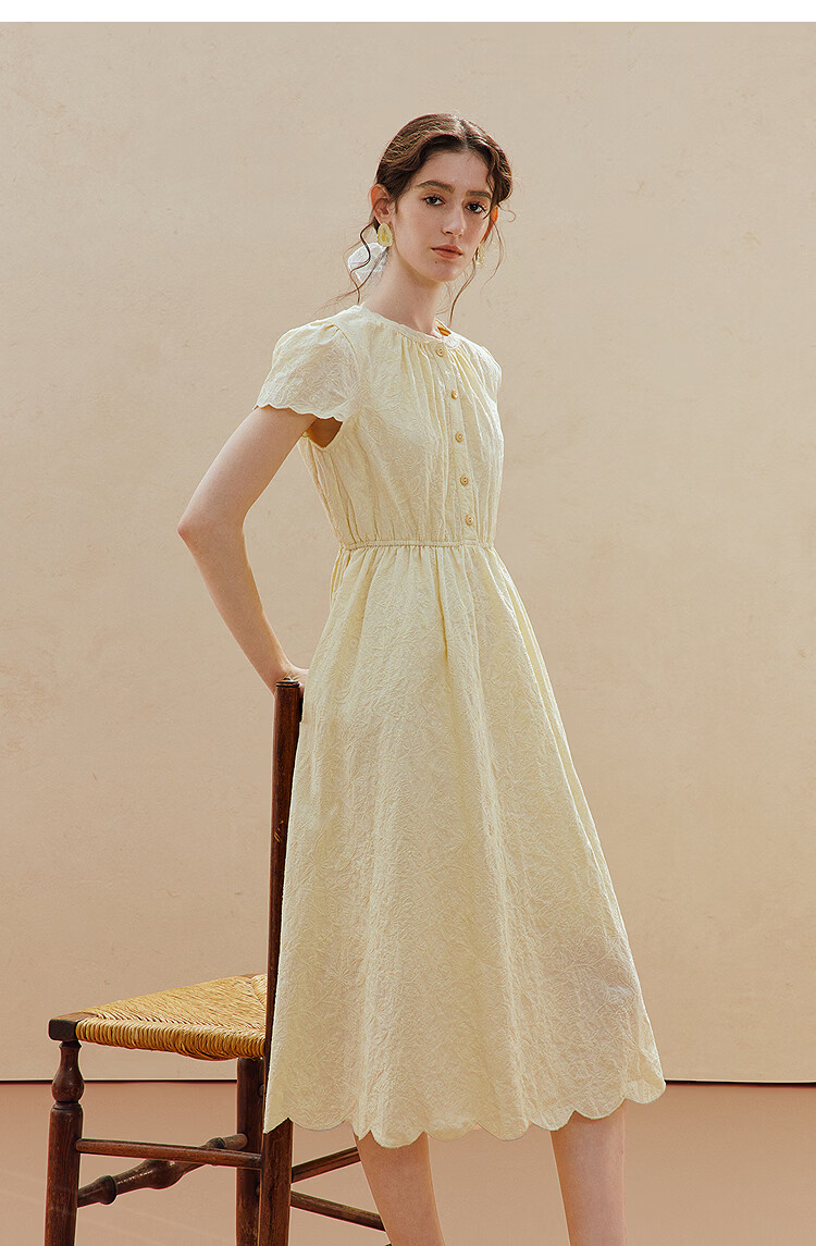 INMAN INMAN Floral Pattern Waist-Cinching Lace Dress, Summer 2026 New Style, Wavy Lace Trim Short-Sleeve Dress, Goose Yellow, Size L 10