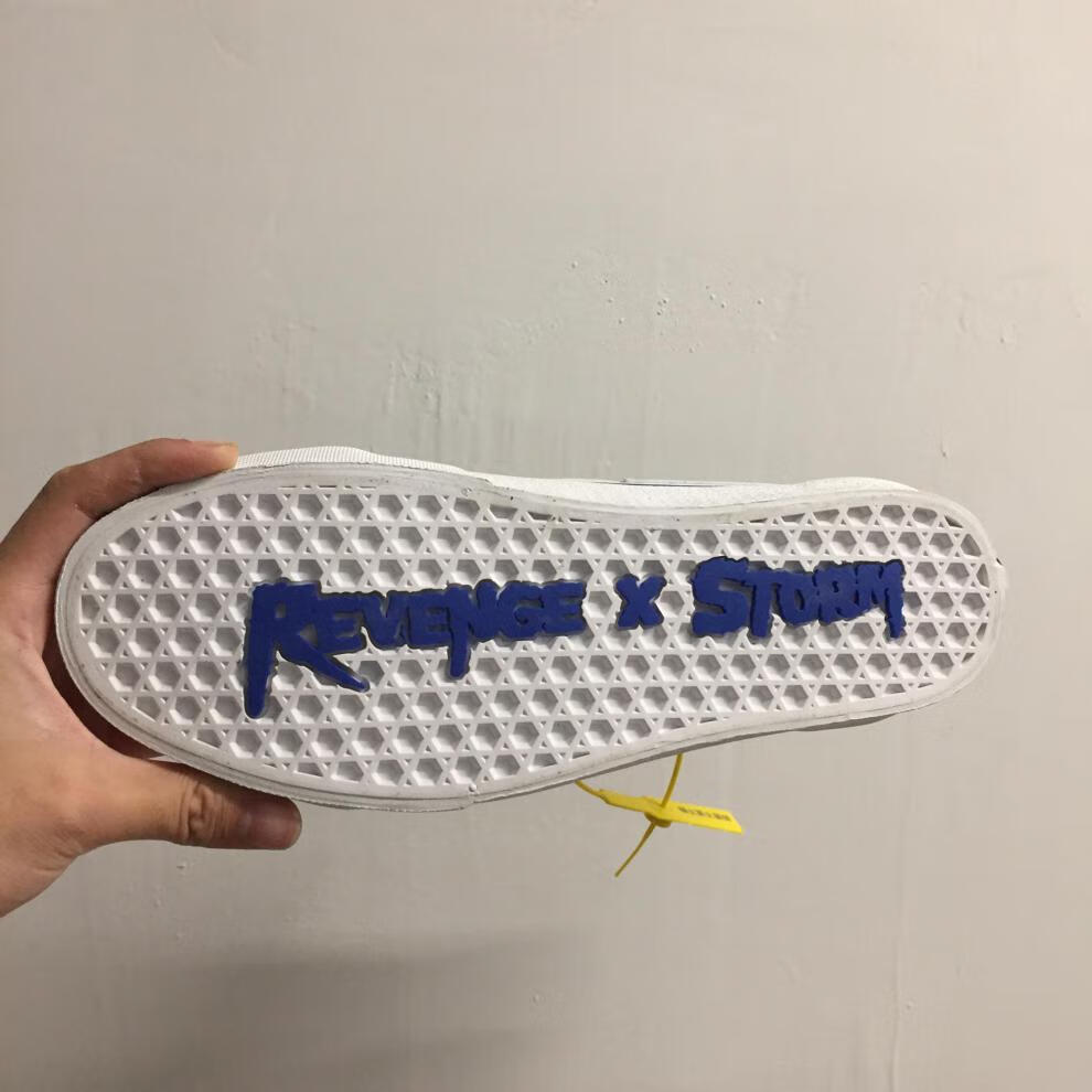 复仇风暴闪电鞋 美版复仇风暴闪电板鞋鞋底大logo虎扑美版二代 现货
