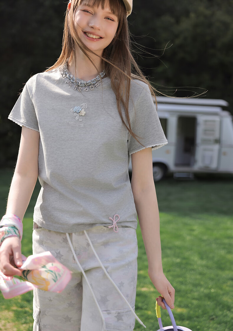TonLion 2026 Summer New Women's Short Sleeve T-Shirt Lace Patchwork Versatile Elegant Design Lady Style 2
