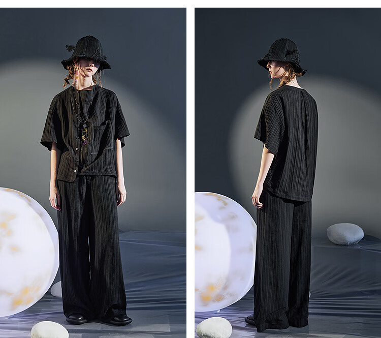 Rizhuo Original White Scoop Neck Short Sleeve Shirt 2025 Summer New Wave Pattern Loose Side Placket Niche Women's Shirt 12