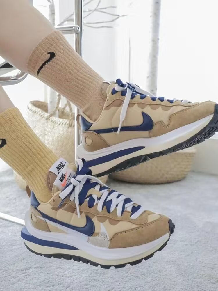 0联名解构鞋周杰伦同款走秀款跑步鞋男女运动鞋撒舒莆田高品质 黑生胶