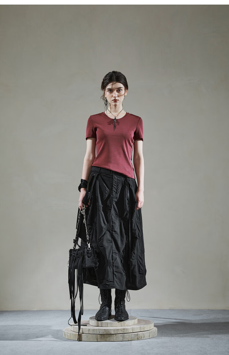 Rizhuo Original Design Women's 2026 Spring Elegant Draped A-Line Black Pleated Jacquard Skirt 14