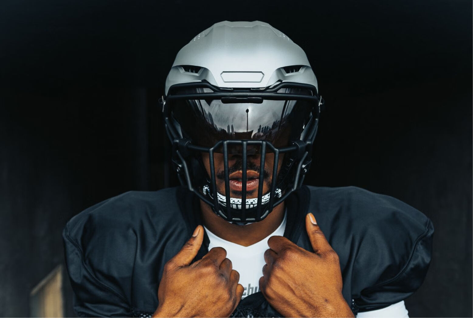 现货橄榄球头盔vicis zero2美式橄榄球头盔football hel 线上面罩