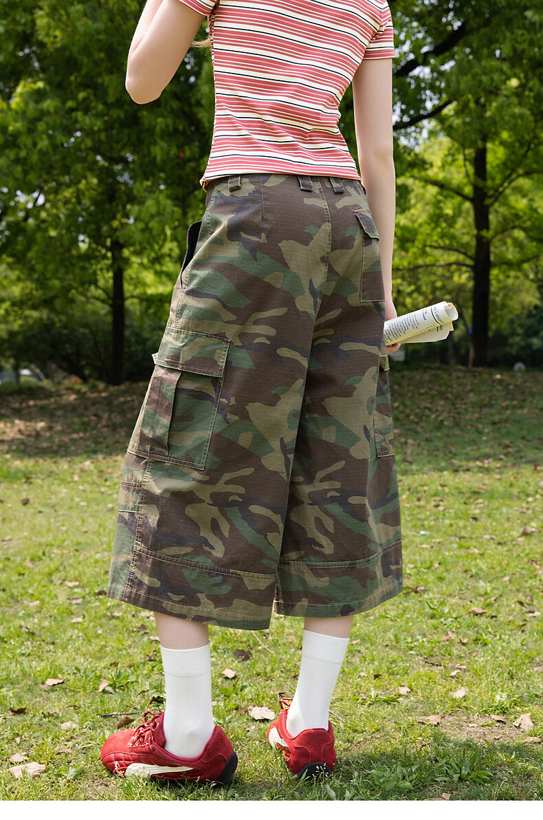 TonLion 2026 Summer Women's Camouflage Casual Cropped Pants Trendy Fashion Camouflage Capri Pants 12
