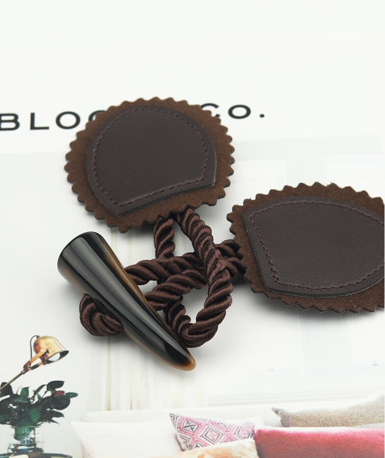 扣大衣女毛衣大衣牛角扣中长款大衣牛角扣风衣毛衣牛角扣 金属边咖啡