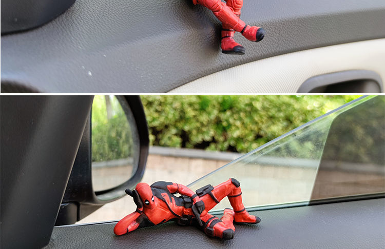 可爱卡通迷你死侍看书小人偶汽车创意车载小贱贱公仔个性桌面摆件 躺