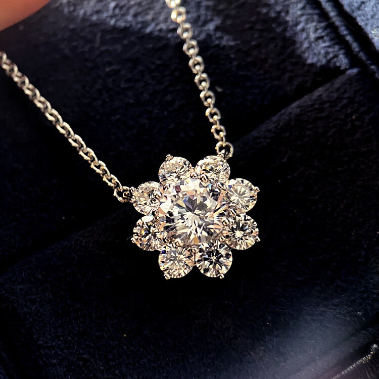 【玛雅之恋】项链女进口d色莫桑石满钻太阳花银1克拉圆形锁骨链时尚