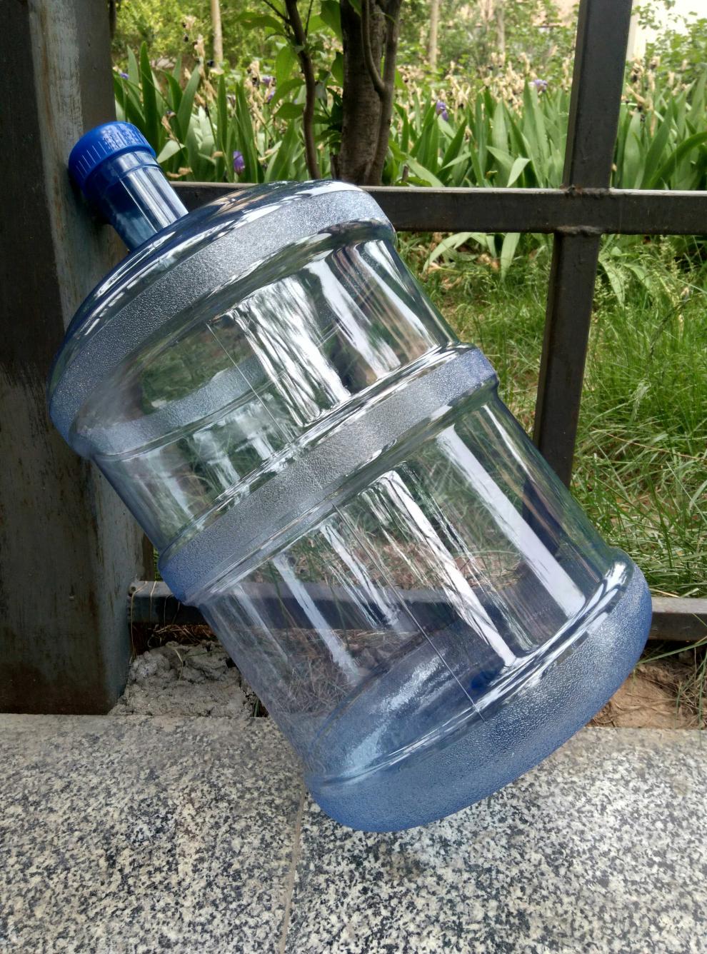 9升pc螺纹口矿泉水桶饮水机桶纯净水桶