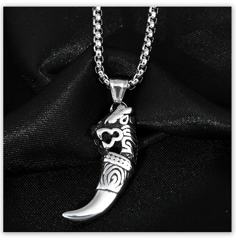 ck旗舰官方店钛钢复古狼牙项链霸气男士吊坠欧美长款潮男士装饰品挂坠