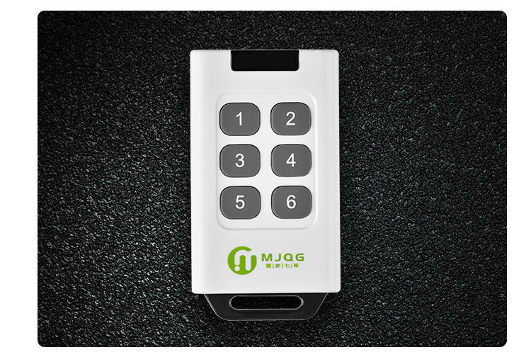 小区门口栏杆遥控器万能起落杆车牌识别抬杆停车场道闸杆解码抬杆 d20