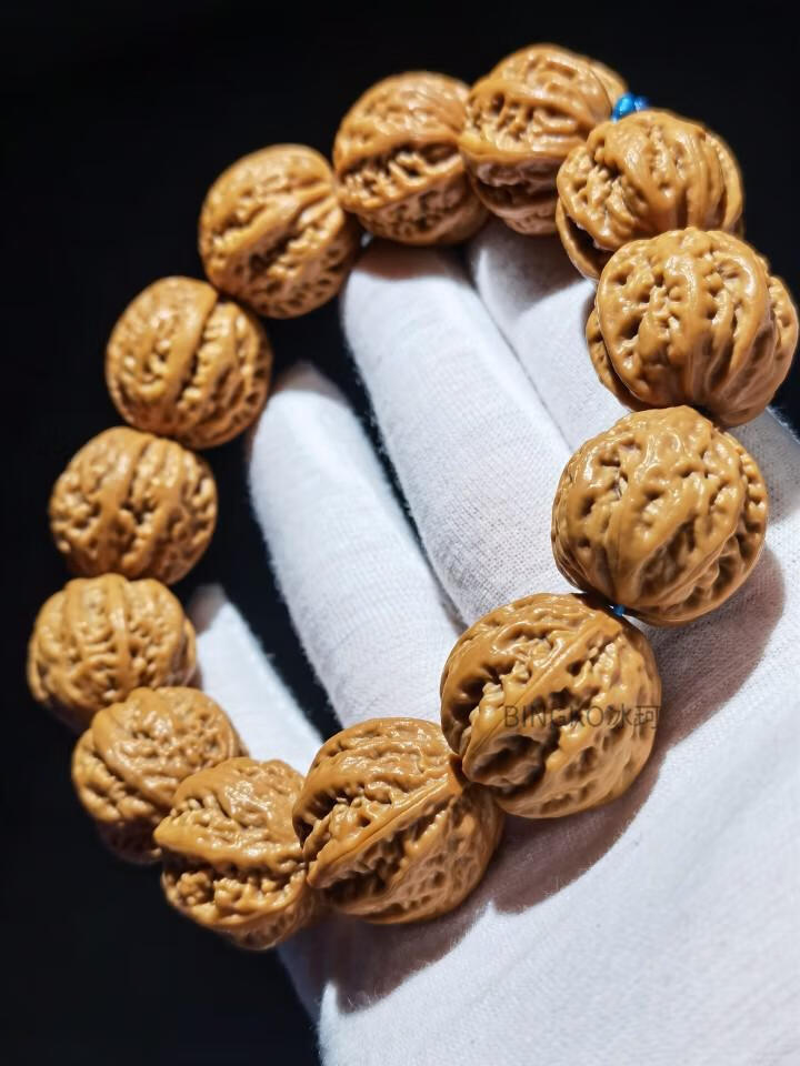 冰珂收藏级小核桃门头沟野生京八棱核桃核桃文玩手串佛珠男士精品干刷