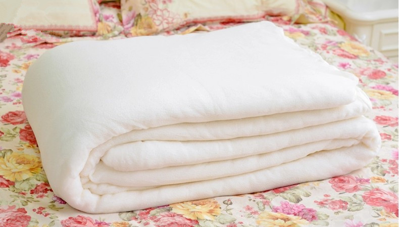 新疆特级棉花新疆特级长绒棉花无网有网夏凉被空调被宝宝婴儿棉被芯