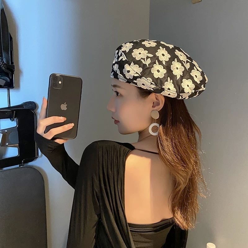 帽子女韩版立体花朵刺绣贝雷帽春夏季百搭洋气拍照凹造型画家帽潮黑色