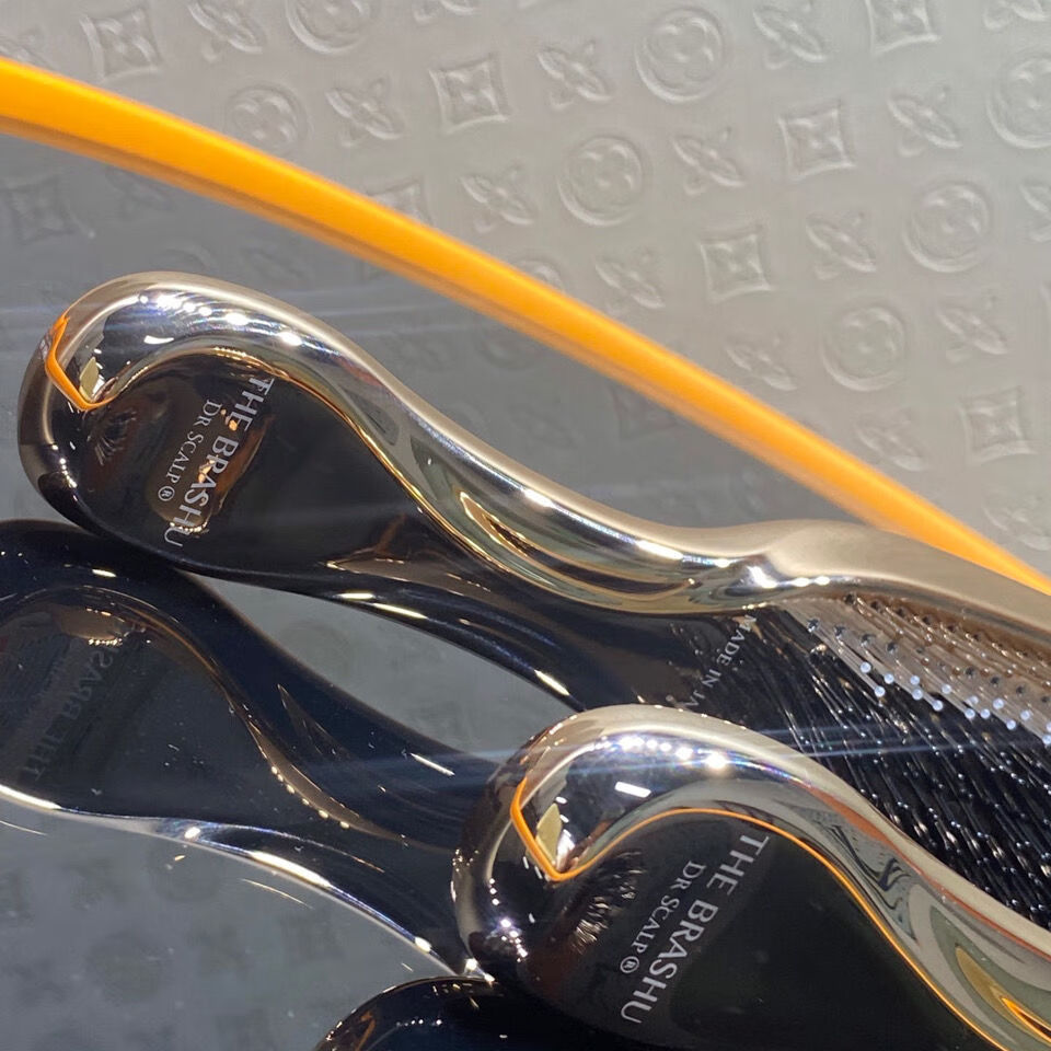 现货dr scalp宙斯梳子清洁按摩梳日本健发家用男女洗头养发梳 现货dr