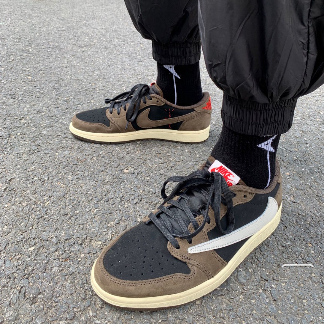 low乔1低帮倒钩扣碎北卡蓝校园男女鞋运动休闲跑步篮球鞋vnxifmaj男女