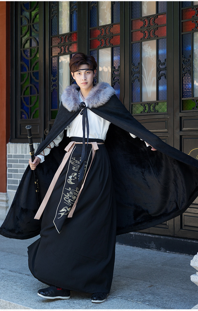 卡辑原创连帽汉服男古装斗篷武侠风秋冬长款加绒加厚绣花大毛领外套内