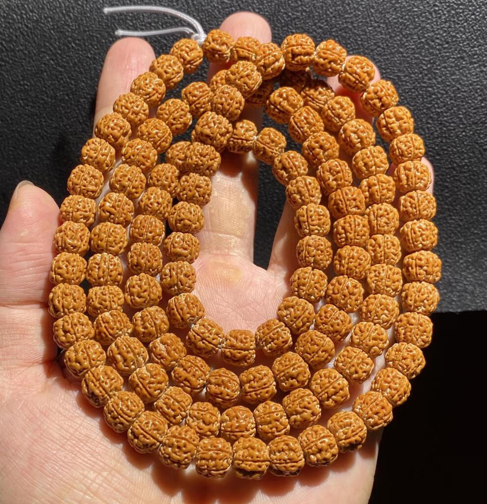 手机实拍弥刻小金刚菩提手串质纯一代盘龙纹原桩头9mm姜黄皮9mm