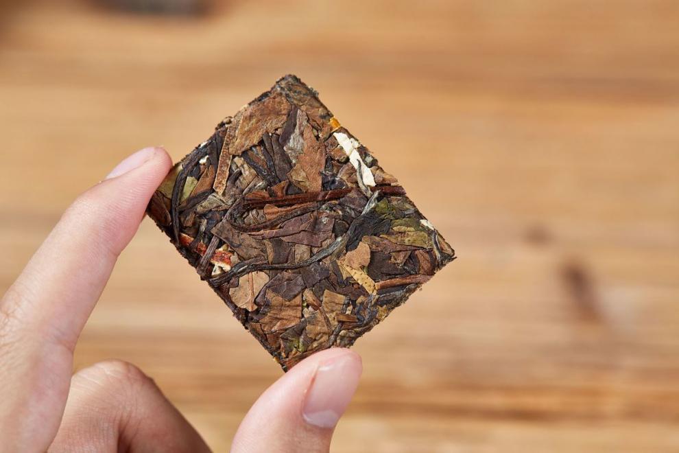 陈皮白茶福鼎老白茶小方片寿眉白牡丹小茶饼陈皮老白茶半斤约32片