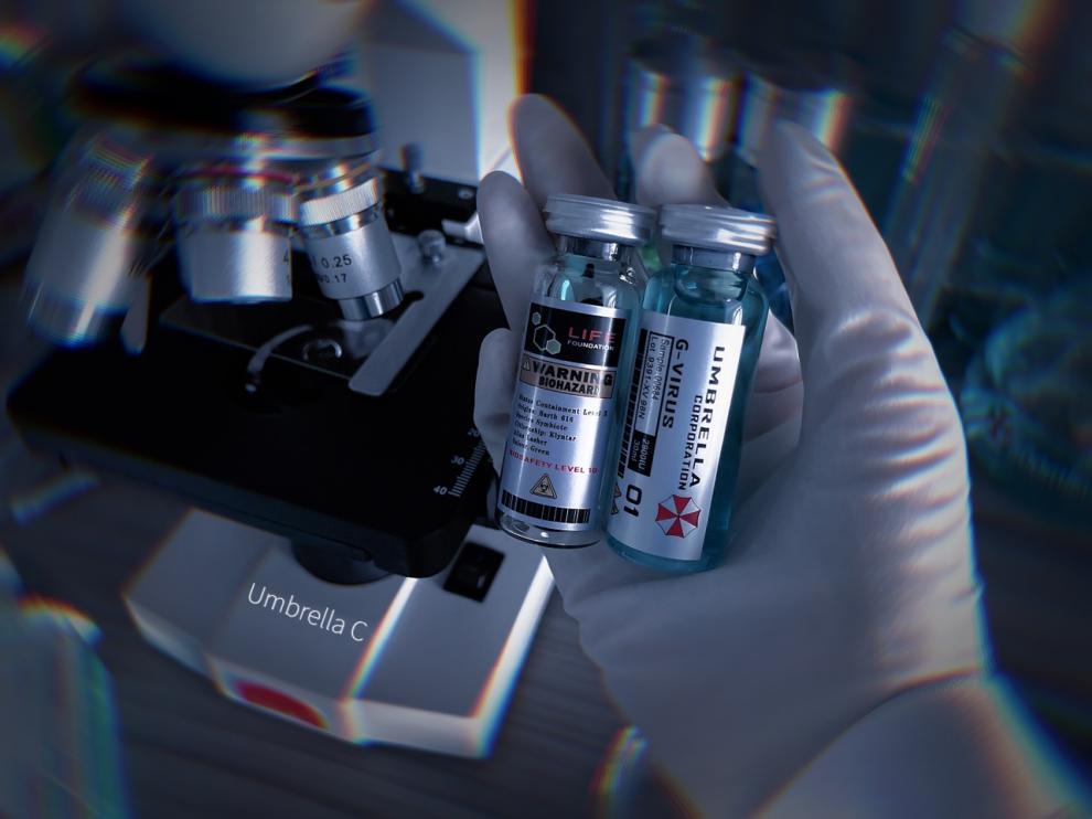 生化危机8周边t病毒g病毒西林瓶注射器手工定制模型 t-virus g-virus