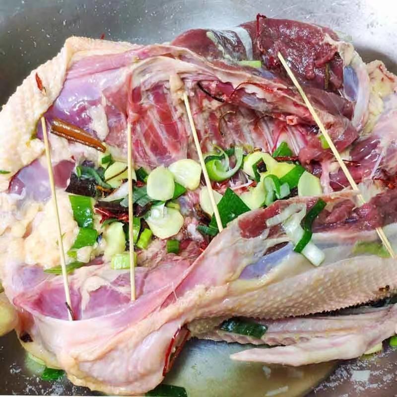 头号食客 9斤大鹅新鲜大白鹅散养老鹅鹅肉整只鹅雁鹅非东北鹅 餐饮6-7