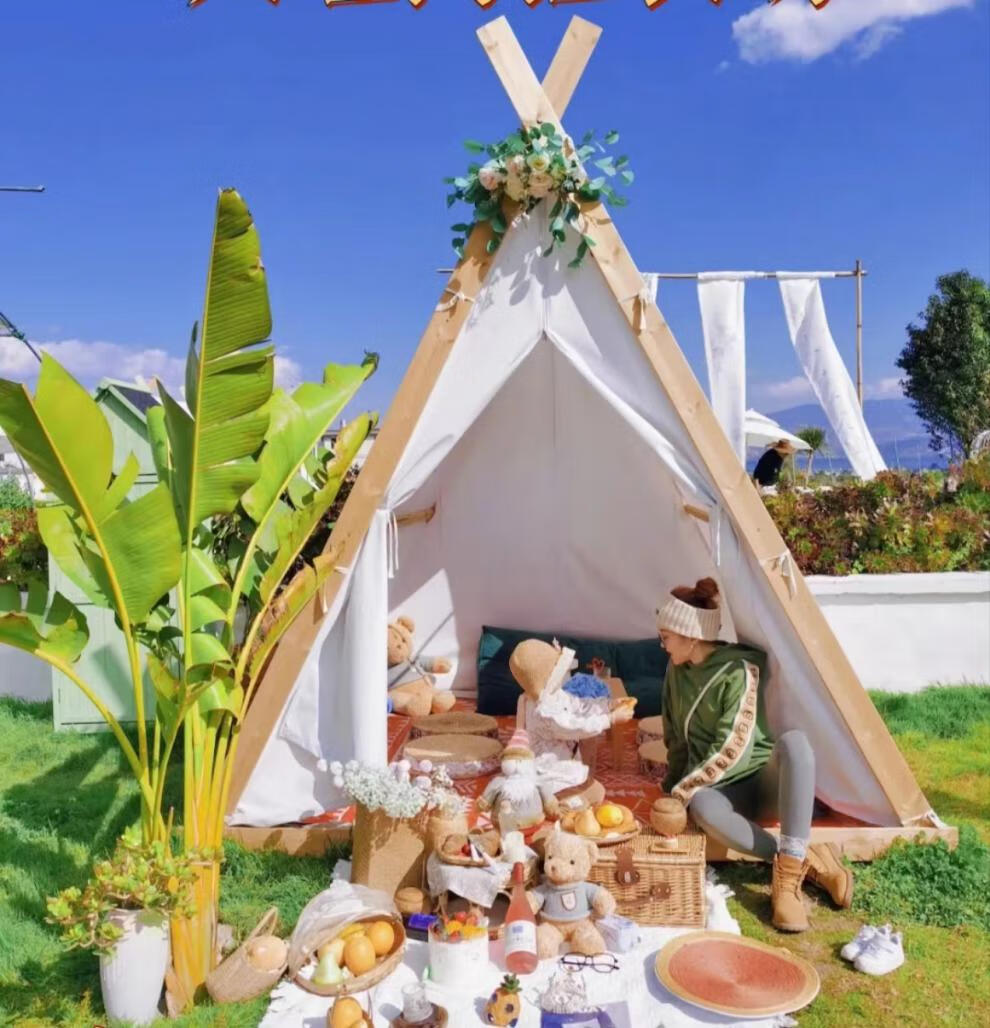 网红帐篷三角露台火锅小屋烧烤户外露营星空民宿餐饮防雨帐篷定制定制