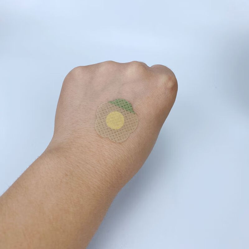 华越小号圆形创可贴防水透气医用迷你伤口止血贴埋线针后贴肤色400片