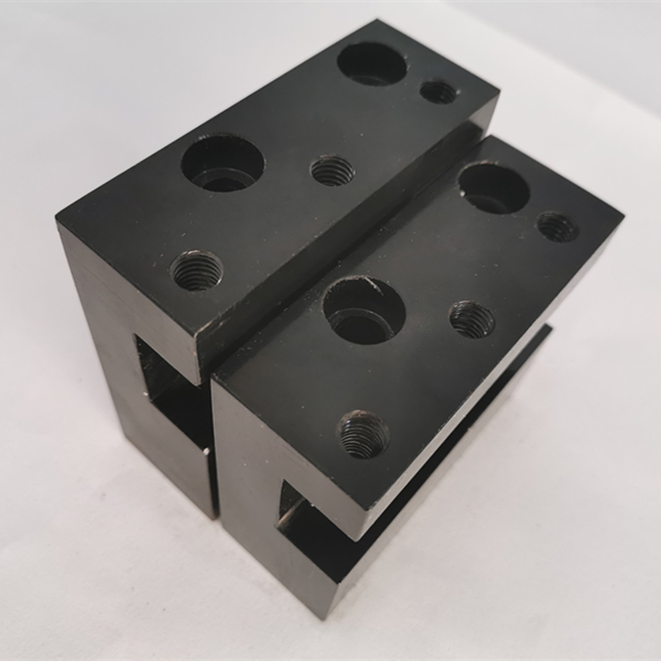 定制定制数控车床配件机床排刀架刀座仪表排刀架座单排刀座定做底厚25