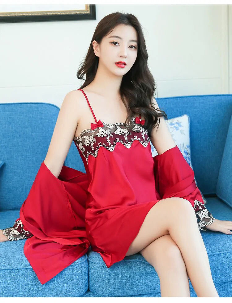 睡袍女春秋长款性感睡衣女天浴袍丝绸吊带睡袍家居服