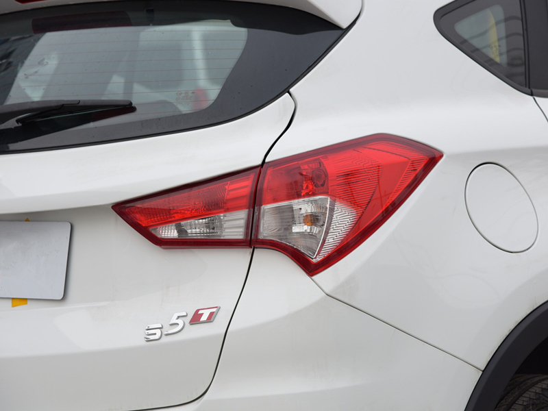 适用海马s5后尾灯总成14-17款海马s5后杠灯雾灯尾灯罩倒车刹车灯原厂