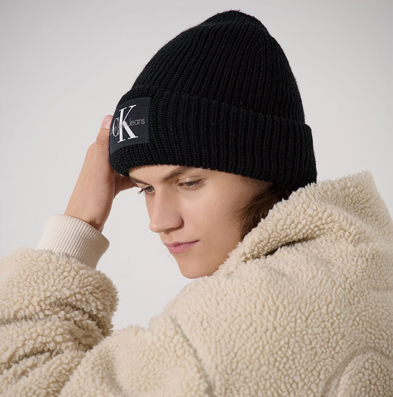 ck jeans22秋冬男士撞色logo贴片羊毛混纺翻边针织毛线帽k506242 001