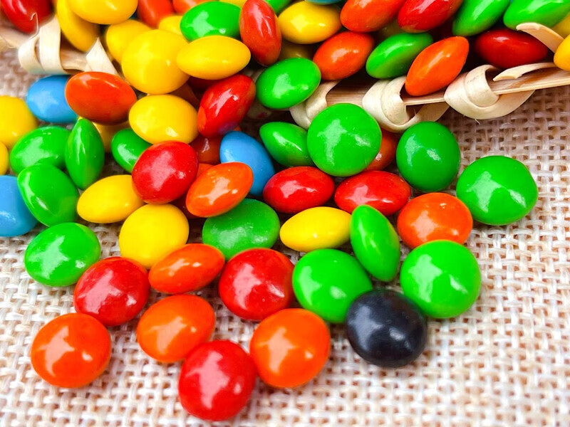 意1994瓶装彩色巧克力豆糖果彩虹朱古力70g*12瓶礼盒节日 礼 1994彩虹