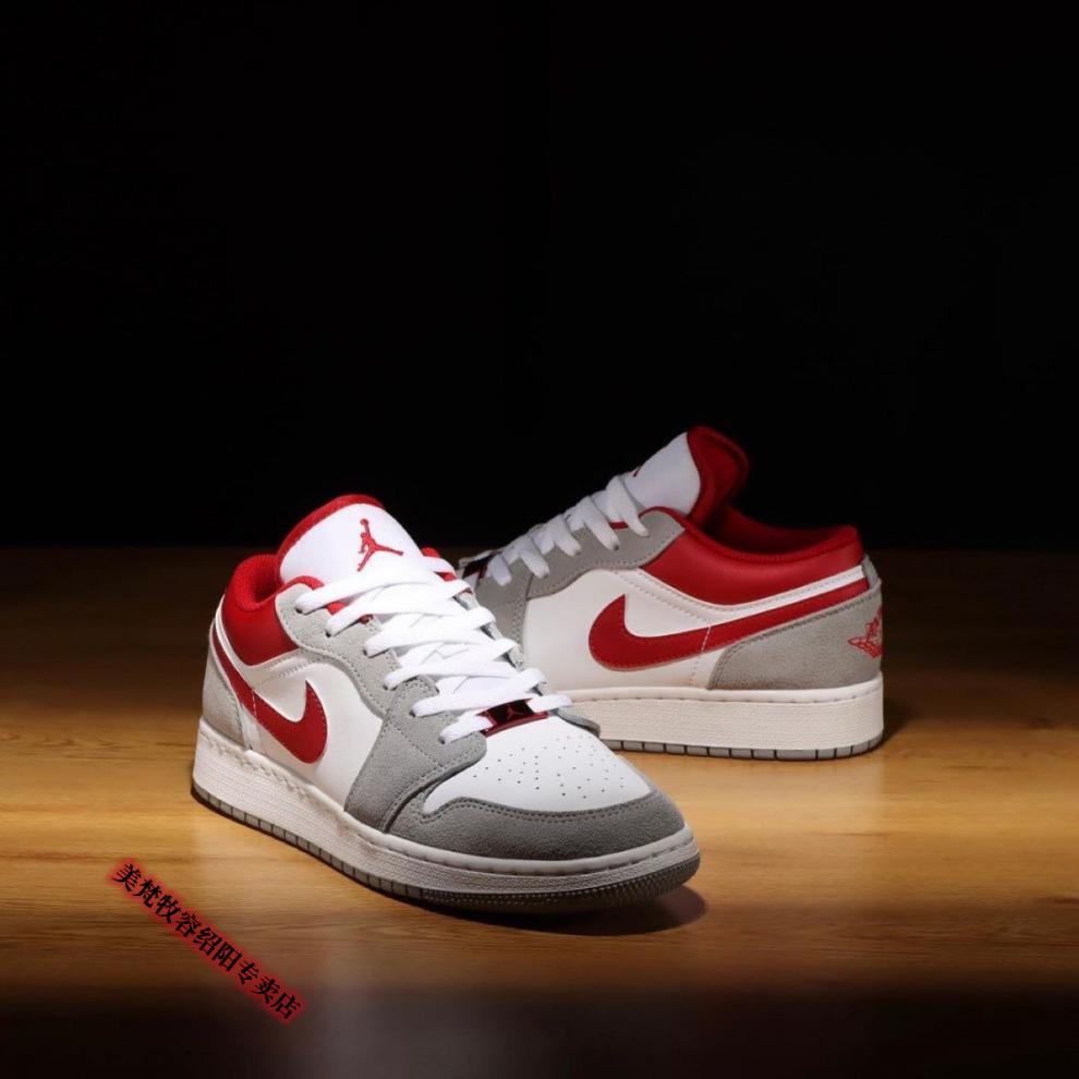 纯原aj1低帮男鞋女北卡蓝倒勾小摩卡校园学生运动篮球鞋 白褐色 36.