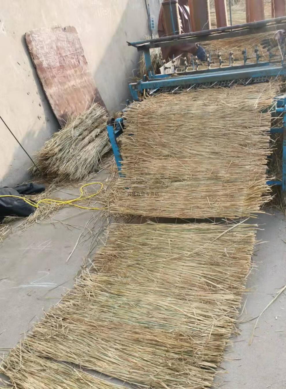 稻草帘子保温草帘草席草苫子道路防滑草垫子编织草袋混凝土保温-融暖