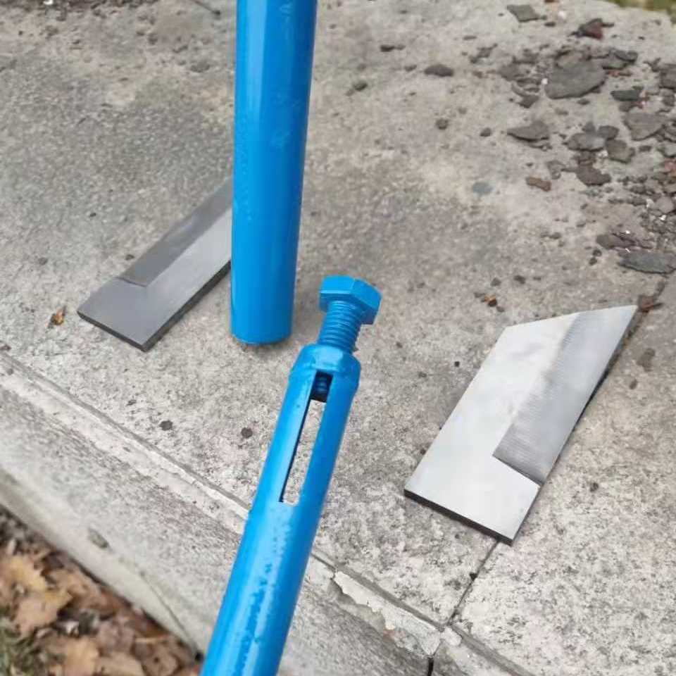 废旧橡胶轮胎切割刀锰钢镰刀割轮胎刀特厚可拆卸锋利切割工具 割轮胎