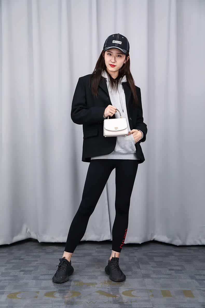 31日20点：COACH 蔻驰 3077 女士小号单肩手提包 图4