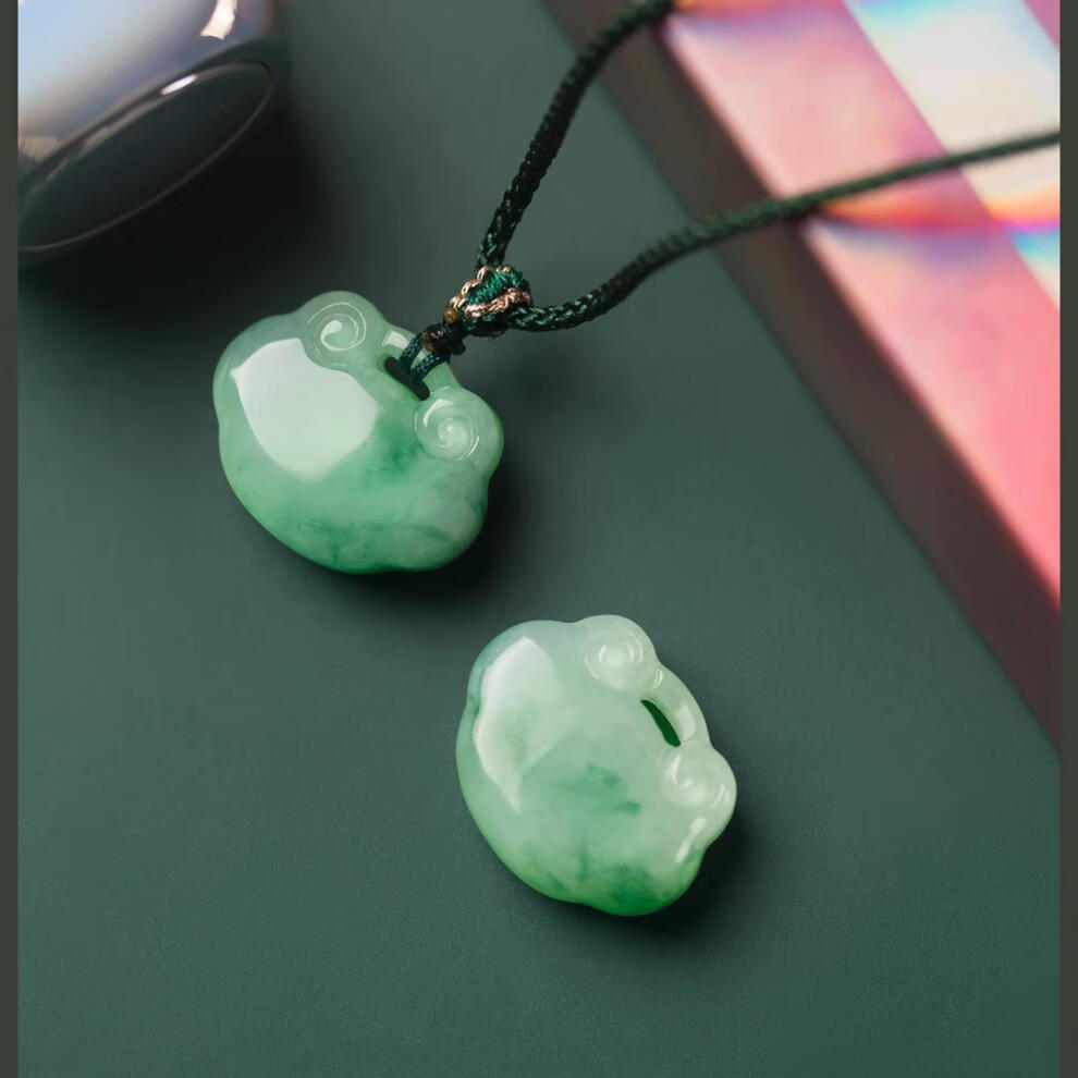 惜伴缘天然翡翠阳绿飘花如意锁a货证书原创复古礼物珠宝吊坠10603糯冰