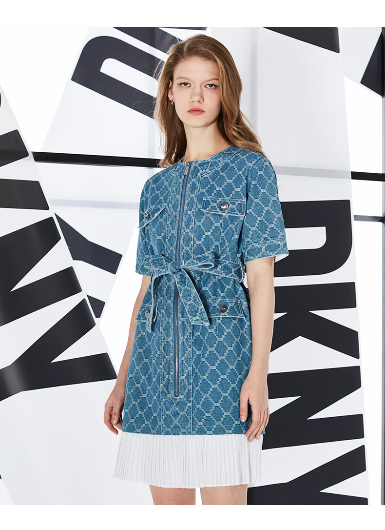 dkny/唐可娜儿2022春夏新款拼接百褶收腰提花牛仔裙