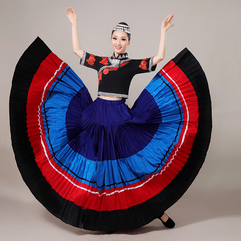 云南彝族服饰女服装女凉山2022新款七月火把节七彩大摆裙演出服民族